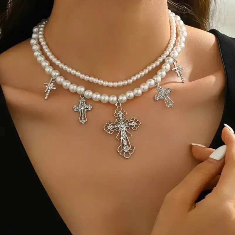 Stylish Pearl Necklace
